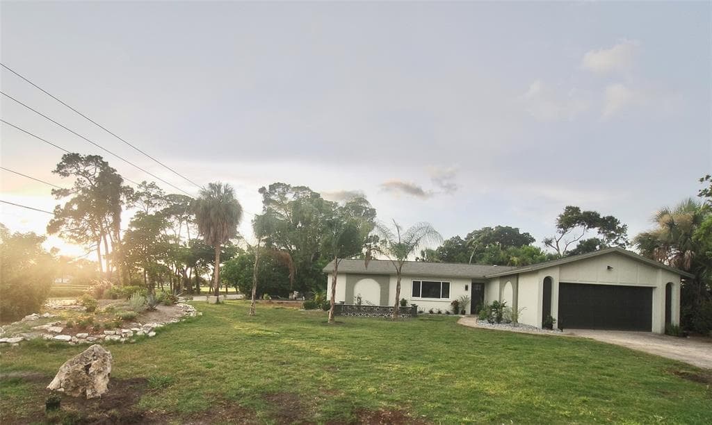 2235 ANASTASIA WAY S ST PETERSBURG, FL 33712