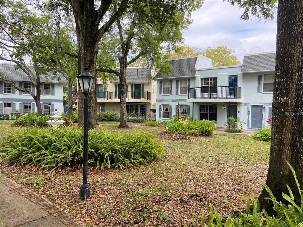 14405 BURGUNDY SQUARE TAMPA, FL 33613