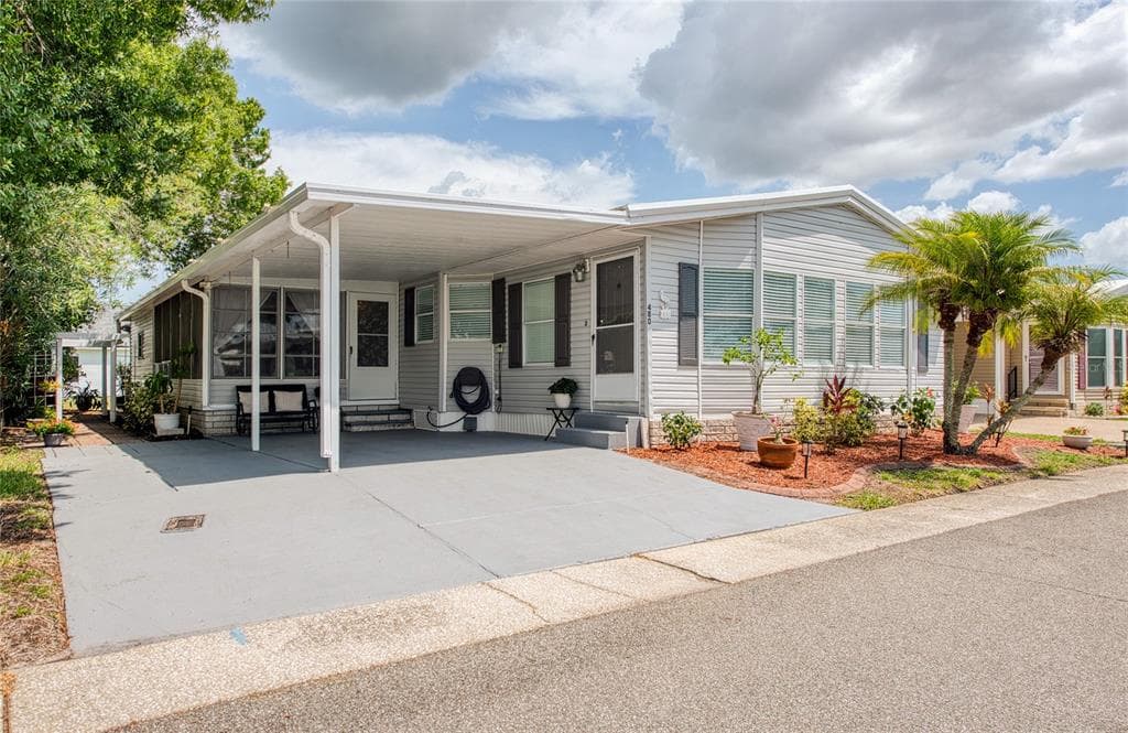 480 TROUT LANE OLDSMAR, FL 34677