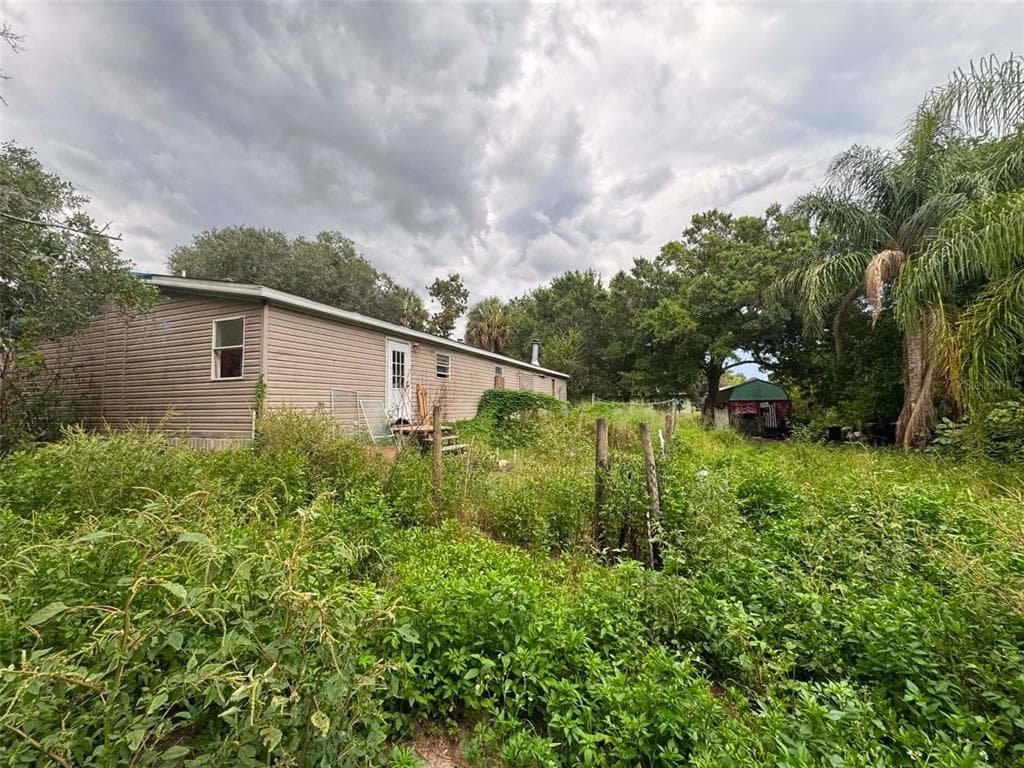 6702 NE 1ST STREET OKEECHOBEE, FL 34974