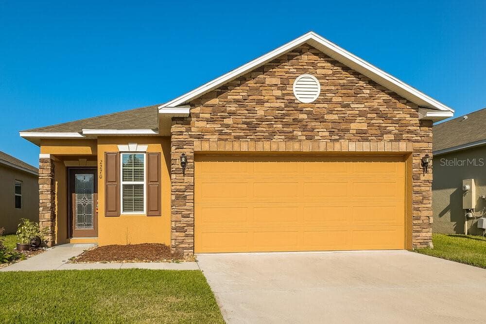 2270 CANYON BREEZE AVENUE KISSIMMEE, FL 34746