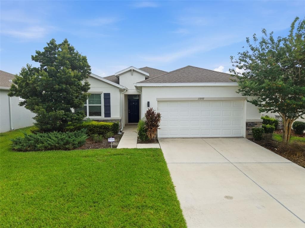 13237 WATERLEAF GARDEN CIRCLE RIVERVIEW, FL 33579