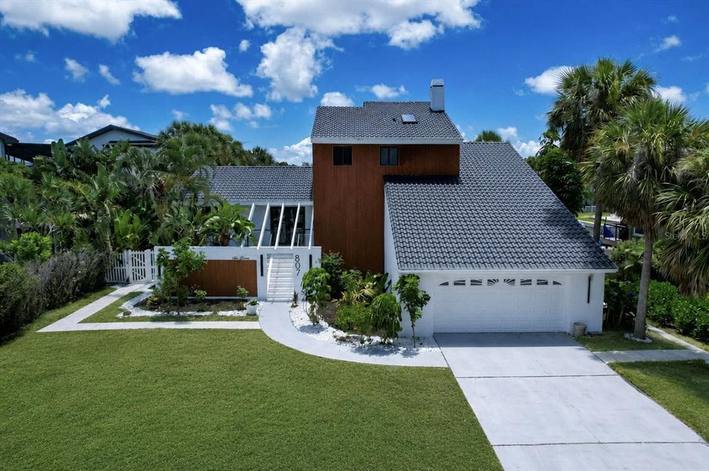 807 2ND AVENUE S TIERRA VERDE, FL 33715
