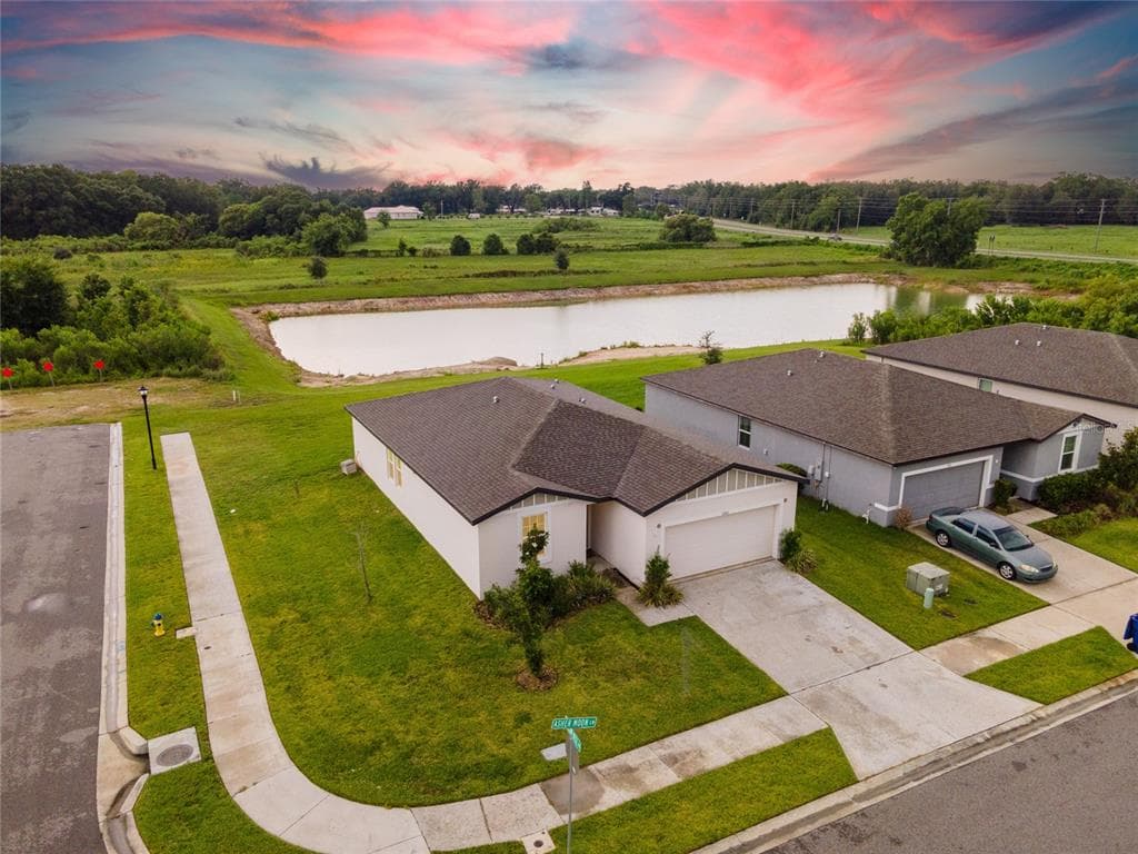 3303 ASHER MOON LANE ZEPHYRHILLS, FL 33540