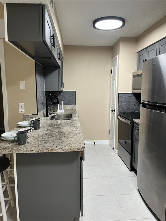 211 THORN TREE PLACE BRANDON, FL 33510