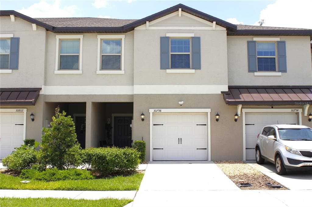 30798 VERIDIAN WAY WESLEY CHAPEL, FL 33543