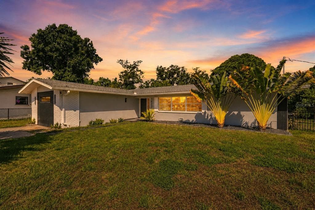 14297 GENEVA DRIVE LARGO, FL 33774