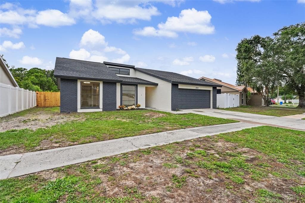 6716 TIMBERLANE WEST DRIVE