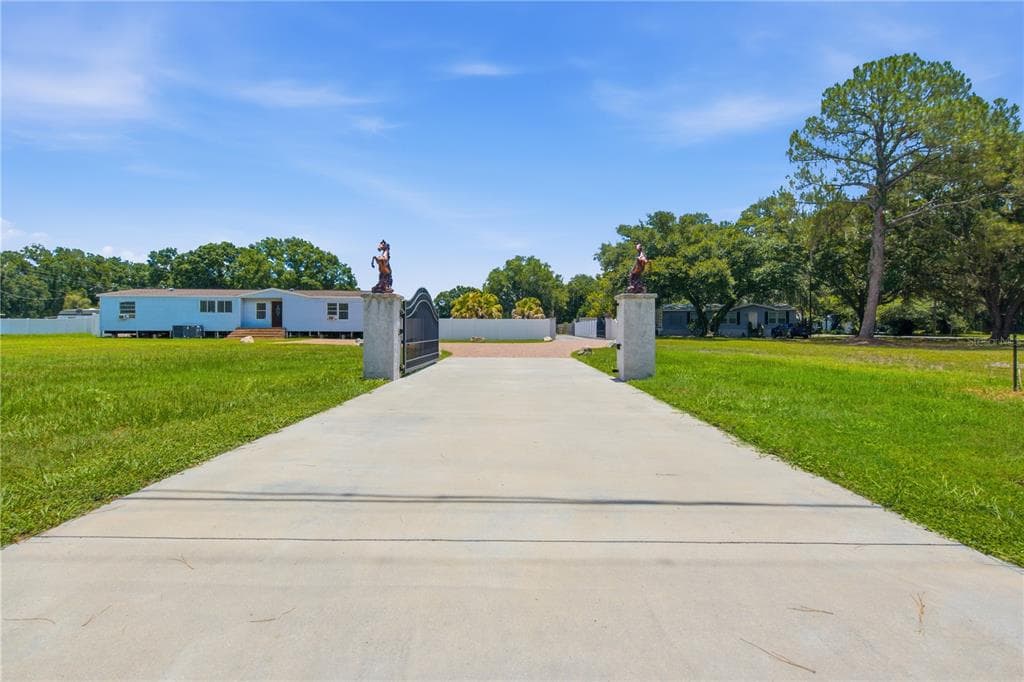 6502 FIVE ACRE ROAD PLANT CITY, FL 33565