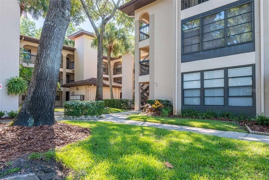 3399 MERMOOR DRIVE UNIT 206 PALM HARBOR, FL 34685