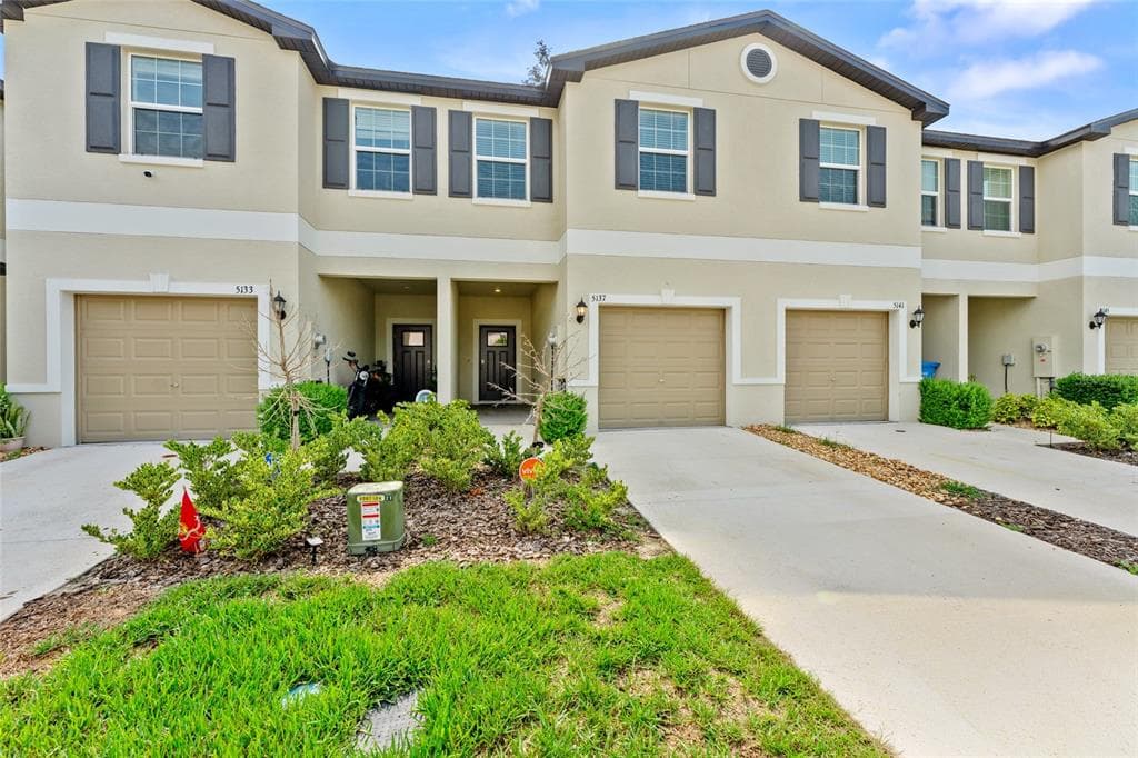 5137 BENJAMIN ERIC STREET ZEPHYRHILLS, FL 33541