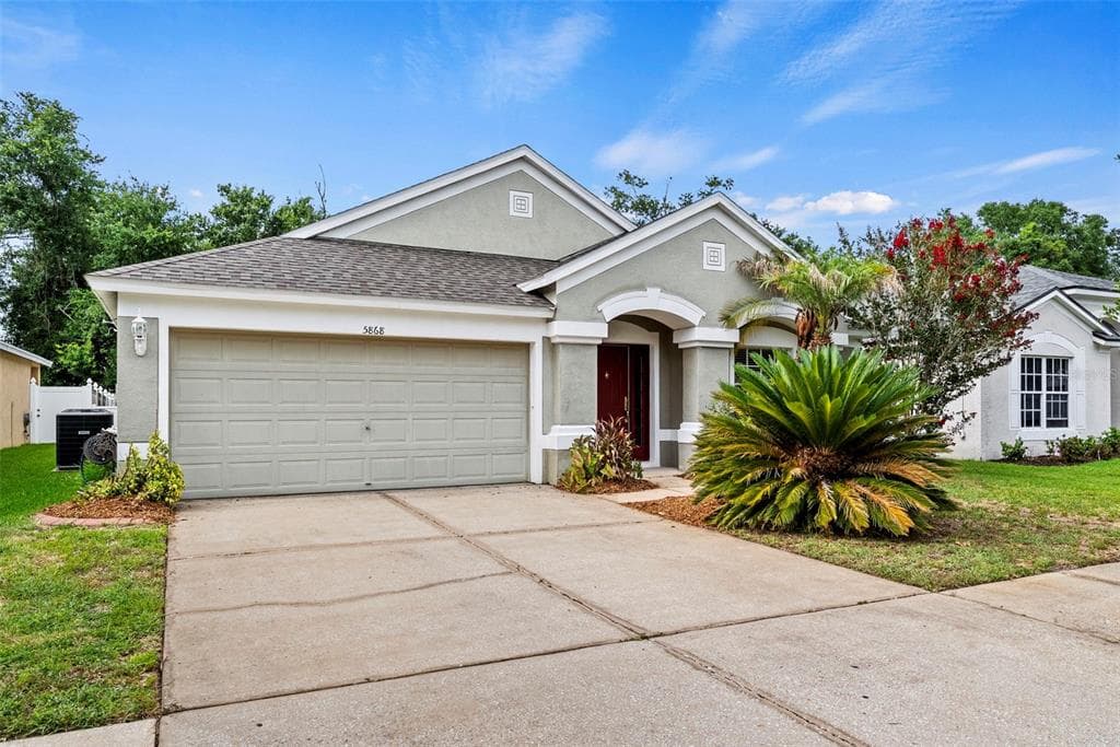 5868 WAR ADMIRAL DRIVE WESLEY CHAPEL, FL 33544
