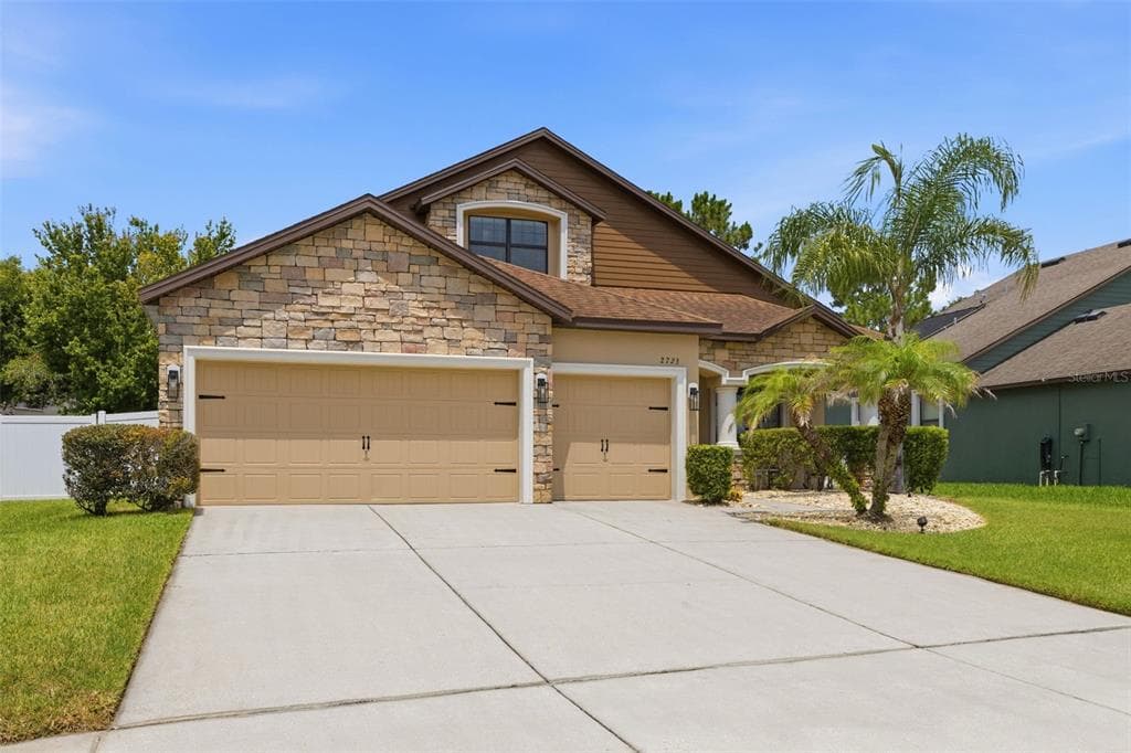 2723 COLEWOOD LANE DOVER, FL 33527
