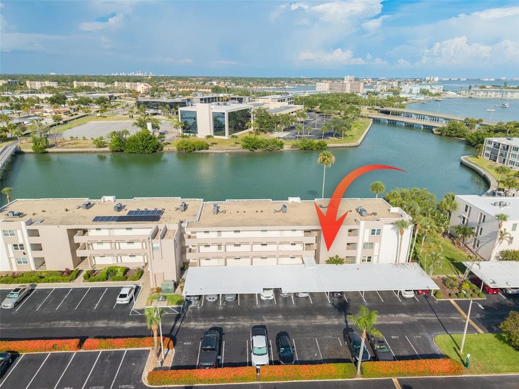 7425 BAY ISLAND DRIVE S UNIT 107 ST PETERSBURG, FL 33707