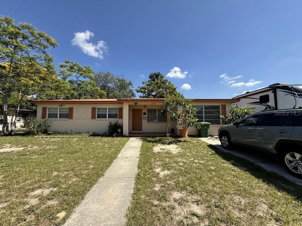 1814 HEATHER AVENUE TAMPA, FL 33612