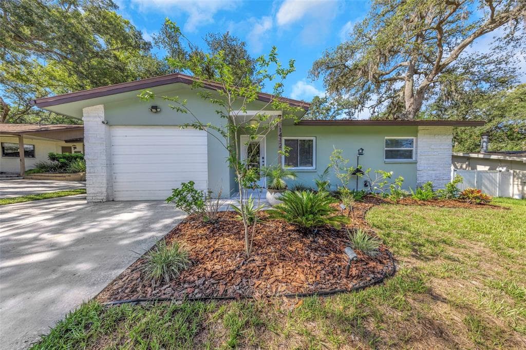 1412 OAK HAVEN DRIVE SAFETY HARBOR, FL 34695