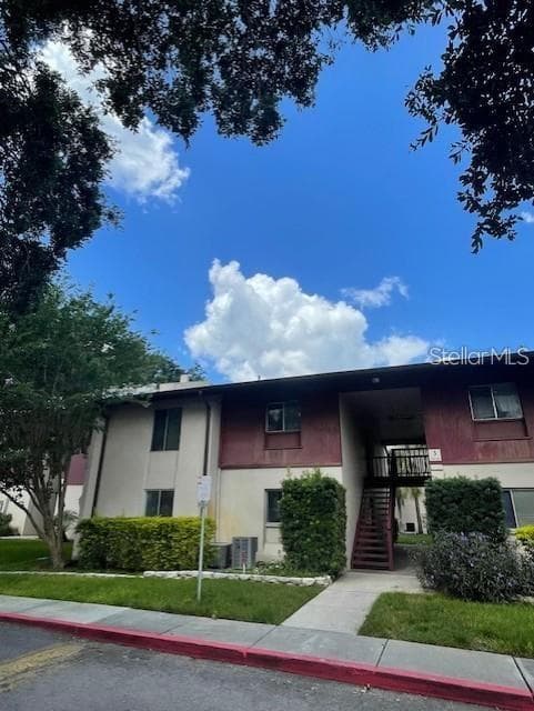 3850 N LAKE DRIVE UNIT 140