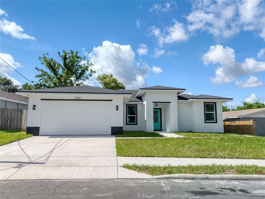 1246 HERSCHELL STREET LAKELAND, FL 33815