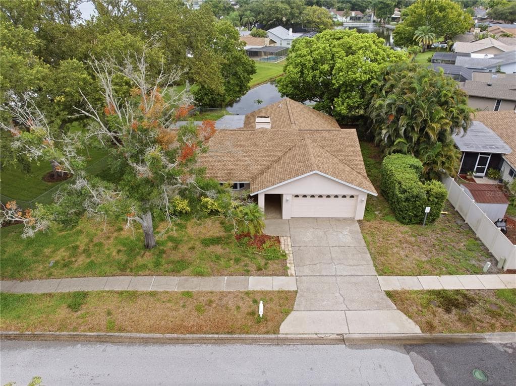 9743 106TH AVENUE LARGO, FL 33773