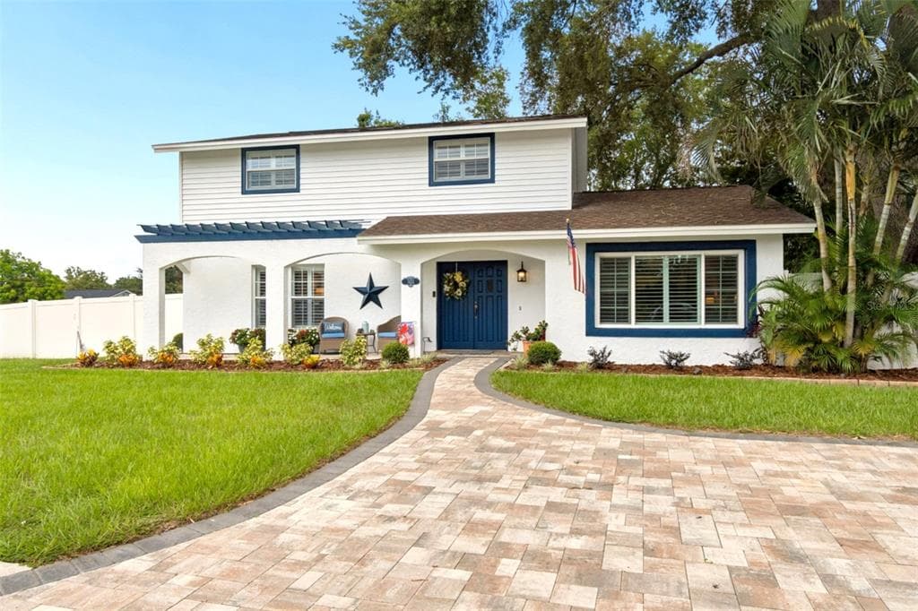3133 W IDLEWILD AVENUE TAMPA, FL 33614