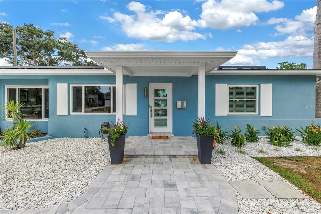 5237 23RD AVENUE N ST PETERSBURG, FL 33710
