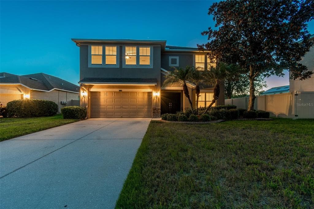 9615 REGIMENT COURT LAND O LAKES, FL 34638