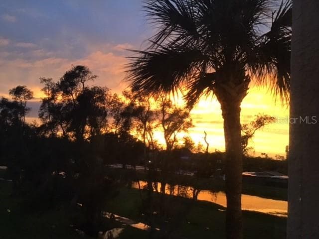 9450 HARBOR GREENS WAY UNIT 301 SEMINOLE, FL 33776