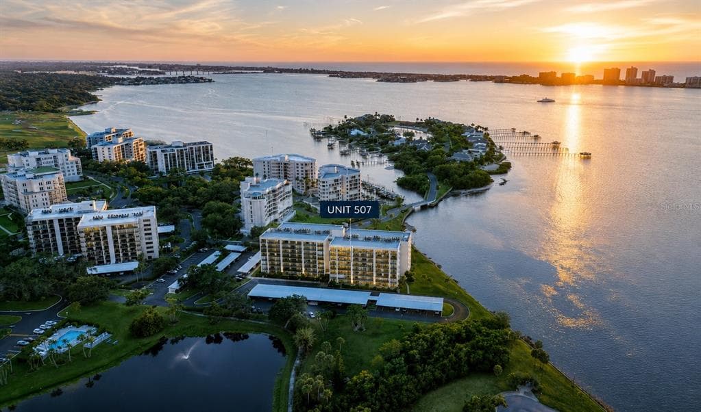 100 OAKMONT LANE UNIT 507 BELLEAIR, FL 33756