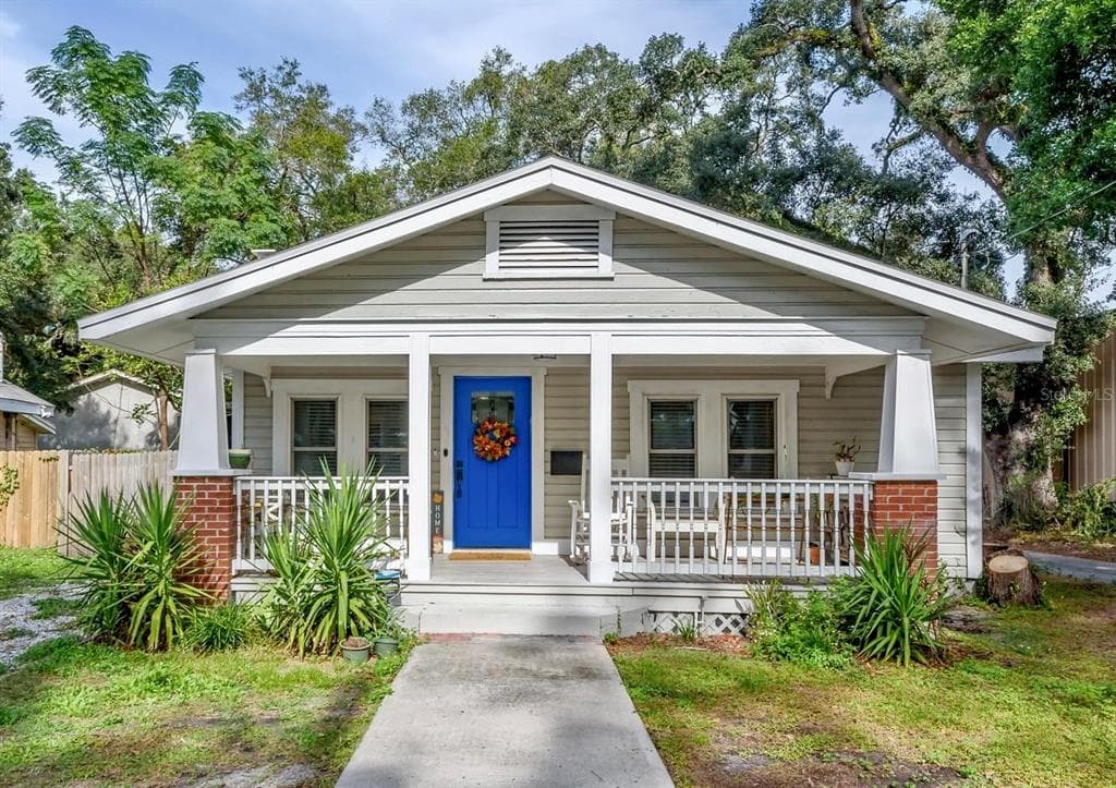 806 E HAMILTON AVENUE TAMPA, FL 33604