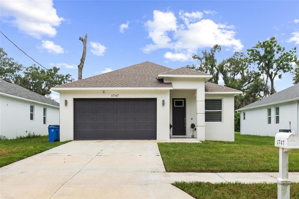 1747 S OAK STREET SEFFNER, FL 33584