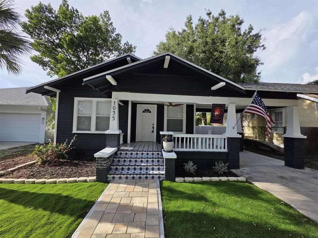 1035 9TH AVENUE S ST PETERSBURG, FL 33705