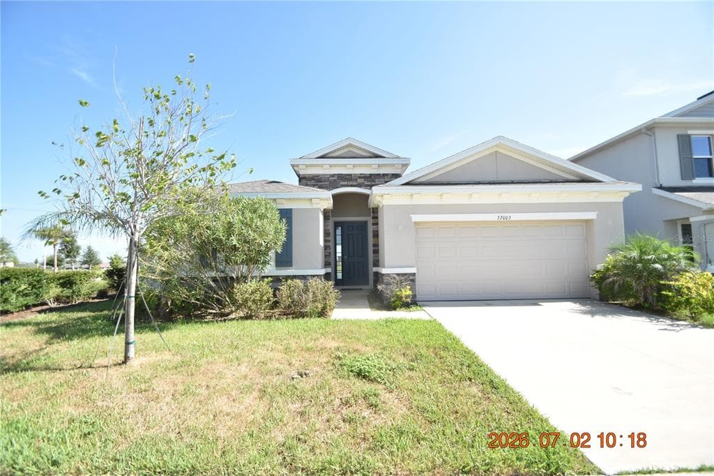 32003 CONCHSHELL SAIL STREET WESLEY CHAPEL, FL 33545