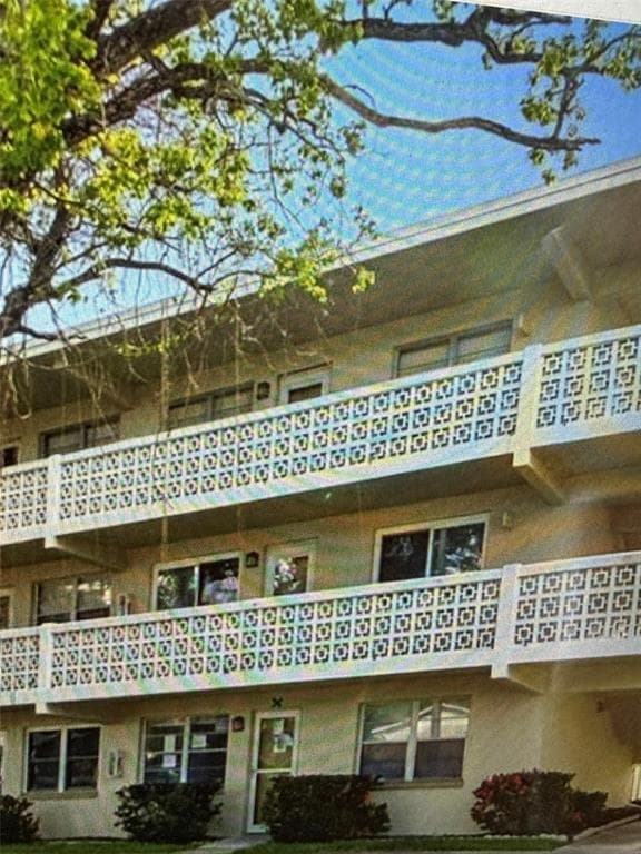 8100 DR MARTIN LUTHER KING JR STREET N UNIT 208 ST PETERSBURG, FL 33702