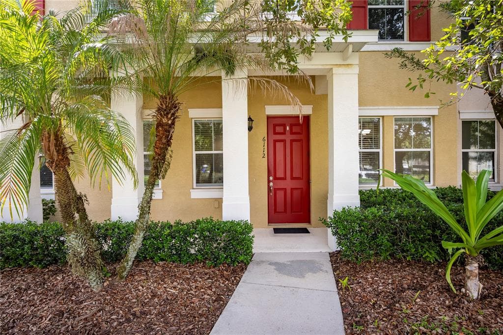 6112 FISHHAWK CROSSING BOULEVARD LITHIA, FL 33547