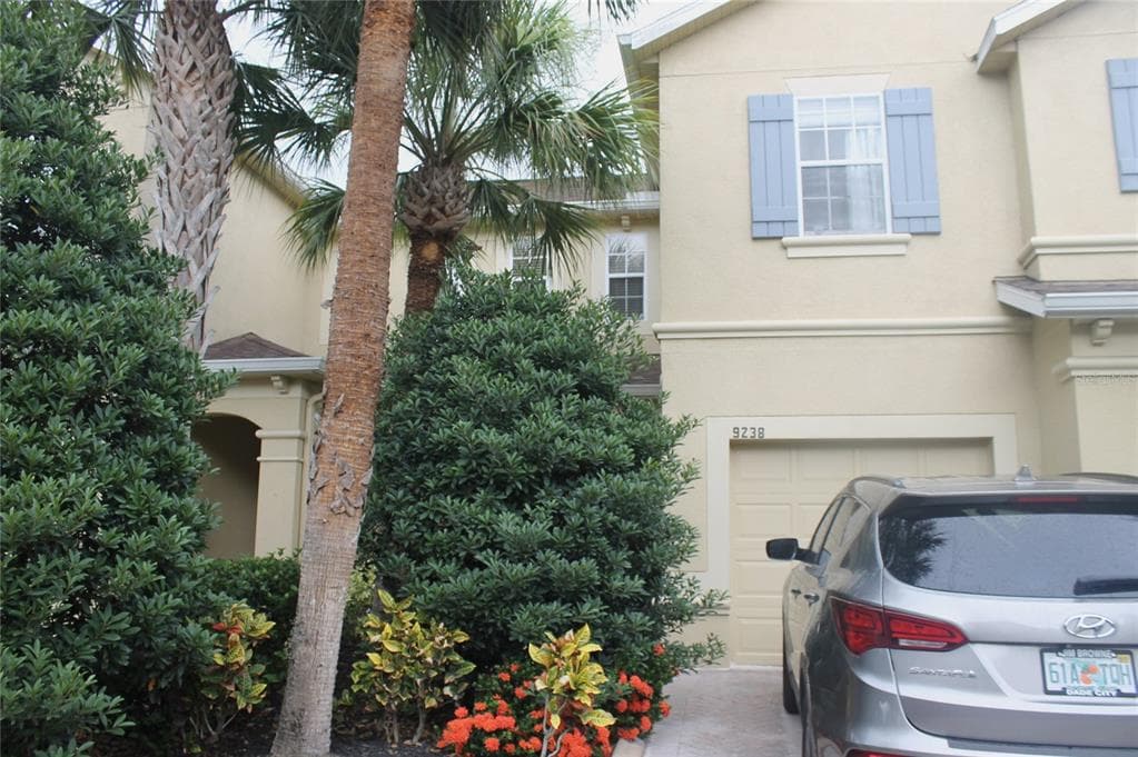9238 STONE RIVER PLACE RIVERVIEW, FL 33578