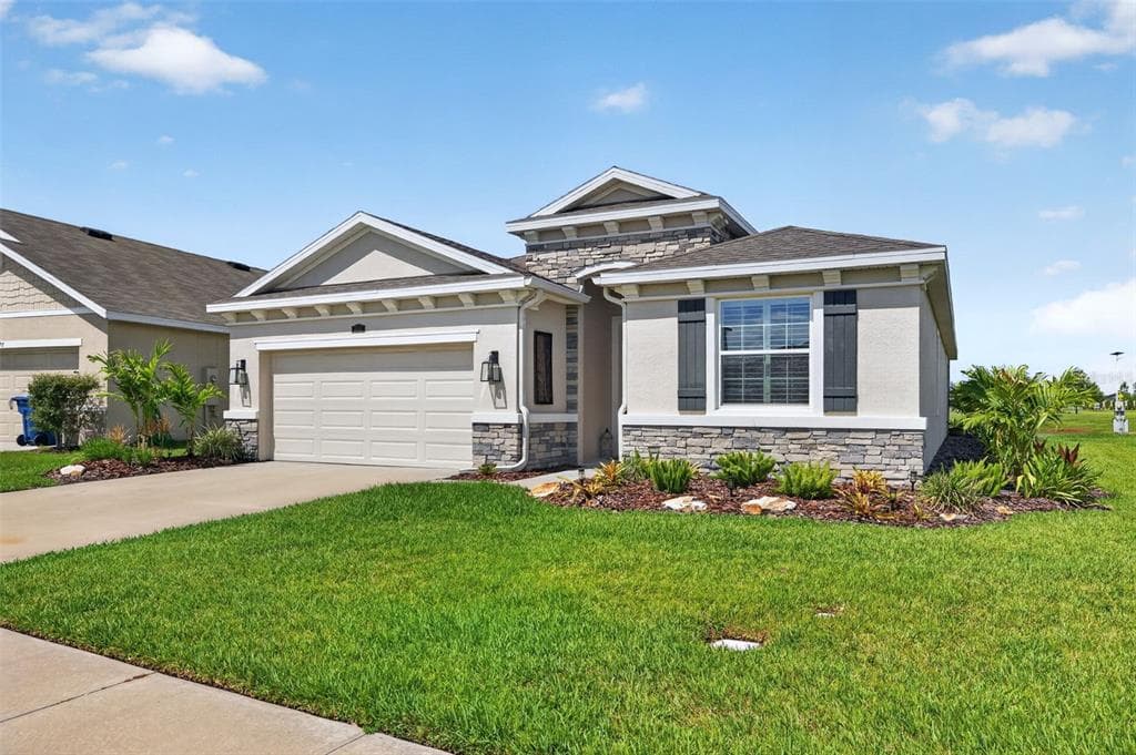 8955 BOWER BASS CIRCLE WESLEY CHAPEL, FL 33545