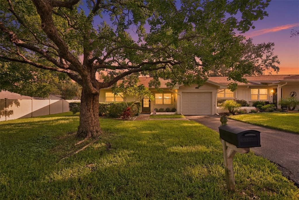 2186 MARSHALL DRIVE UNIT 2186 DUNEDIN, FL 34698