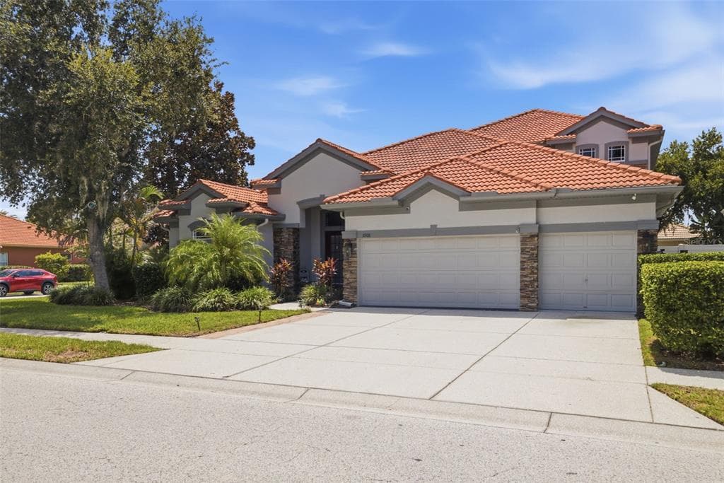 11508 OYSTER BAY CIRCLE NEW PORT RICHEY, FL 34654