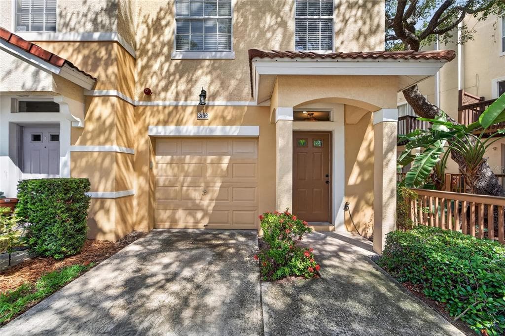 3186 BAYSHORE OAKS DRIVE TAMPA, FL 33611