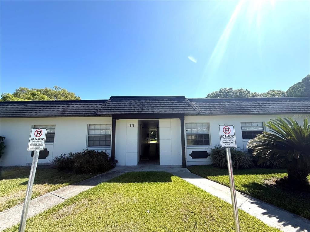511 DUCHESS COURT UNIT 1 LAKELAND, FL 33803