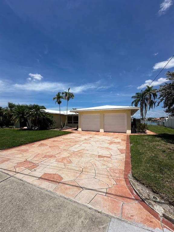 732 PRUITT DRIVE ST PETERSBURG, FL 33708