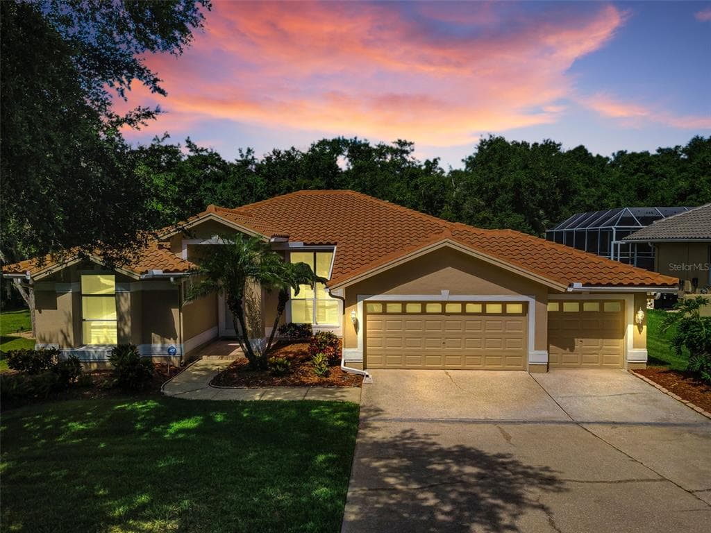 3848 TARIAN COURT PALM HARBOR, FL 34684