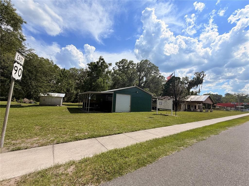 24042 90 OLUSTEE, FL 32072