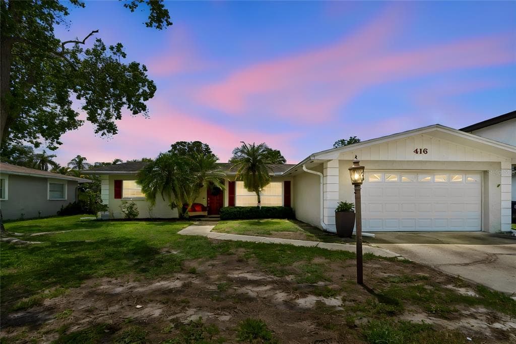 416 MAPLEWOOD DRIVE OLDSMAR, FL 34677