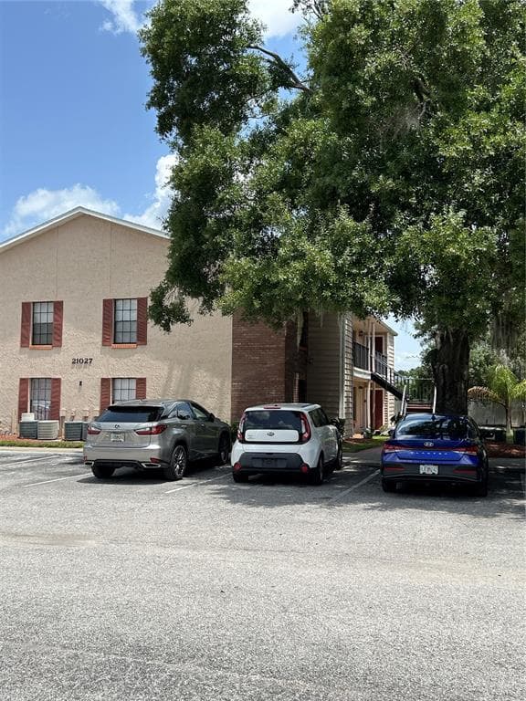 21027 VOYAGER BOULEVARD UNIT 7 LAND O LAKES, FL 34638