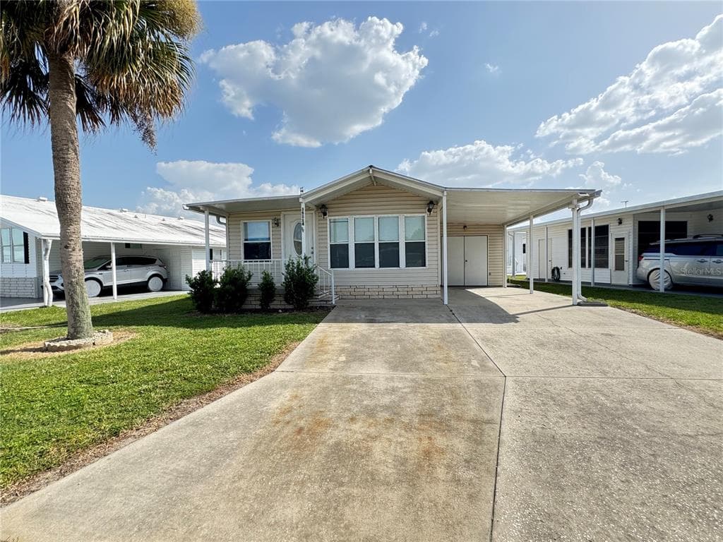 35114 GARBER LANE ZEPHYRHILLS, FL 33541