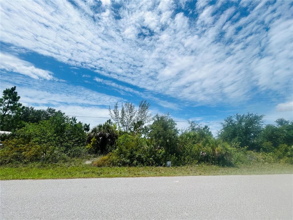 15714 STUART CIRCLE PORT CHARLOTTE, FL 33981