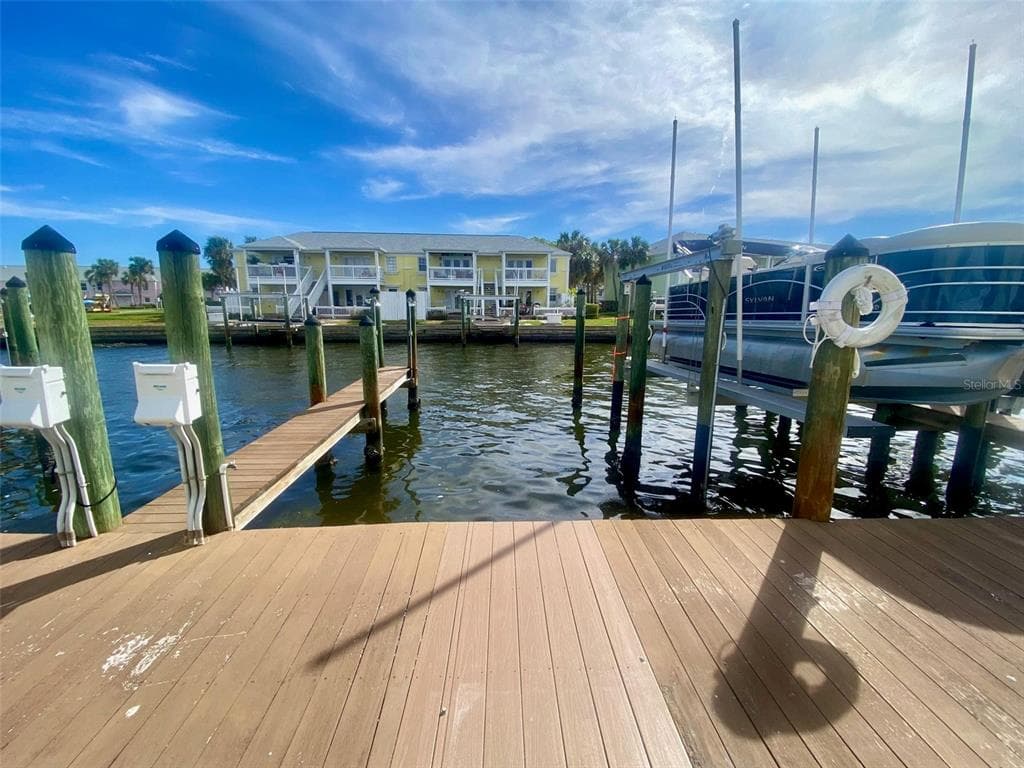 0 NE BEACH DRIVE SE UNIT 95SS ST PETERSBURG, FL 33705