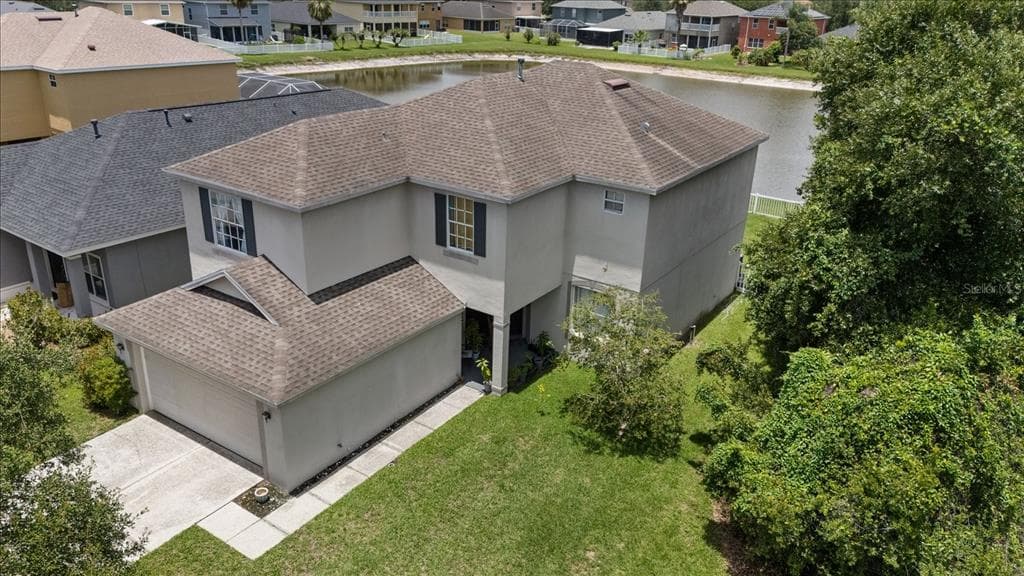 9467 LEATHERWOOD AVENUE TAMPA, FL 33647