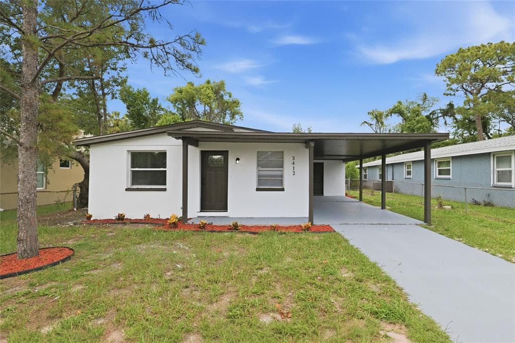 3412 E HENRY AVENUE TAMPA, FL 33610